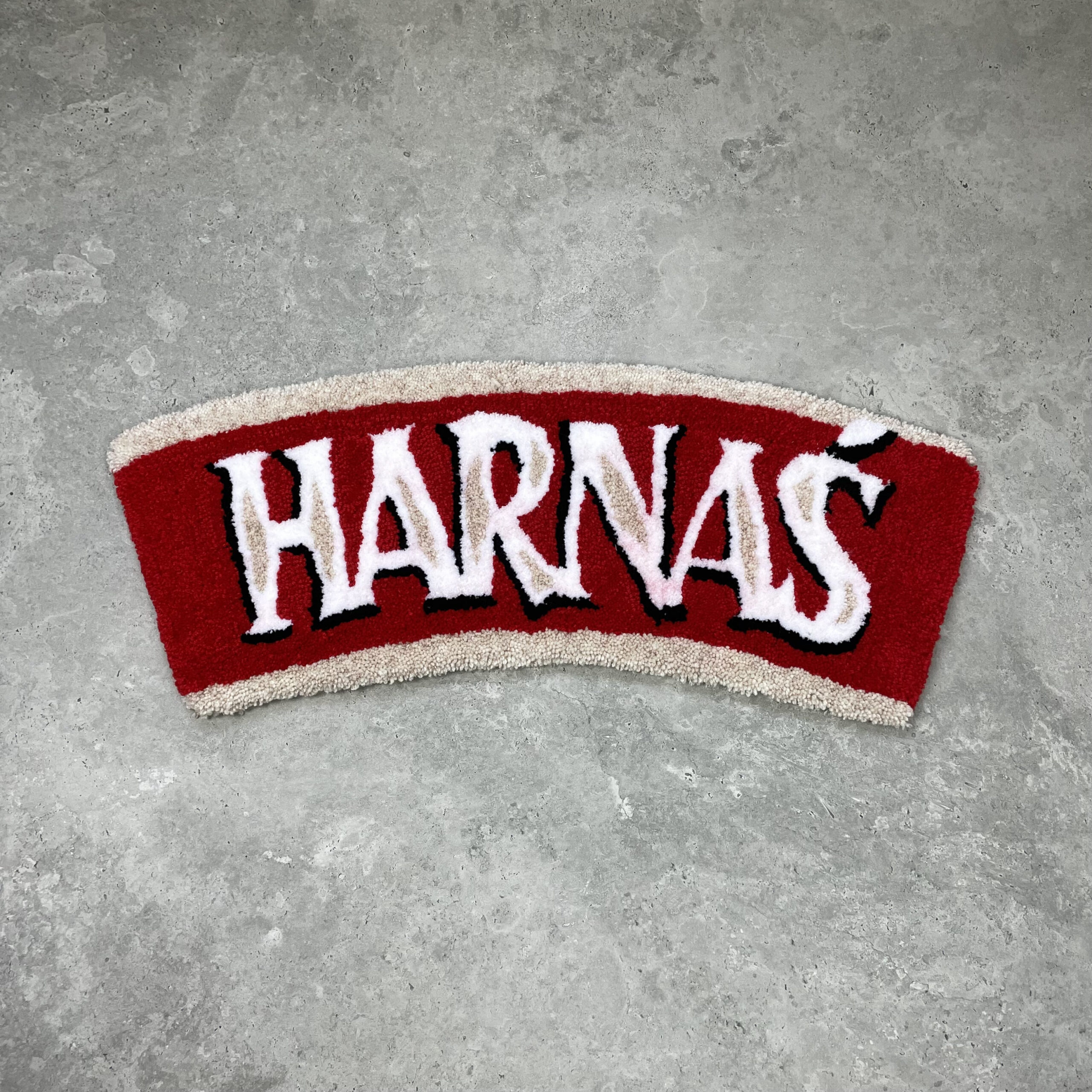 Handmade Rug – Harnaś Logo