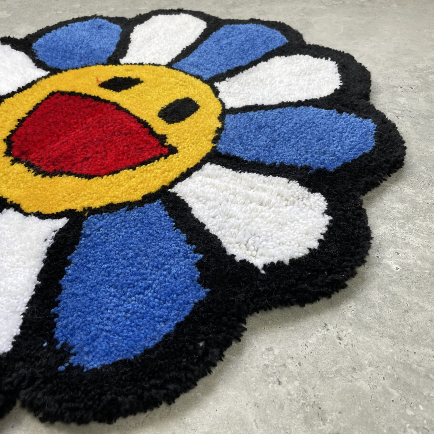 Ręcznie tworzony dywan – Takashi Murakami