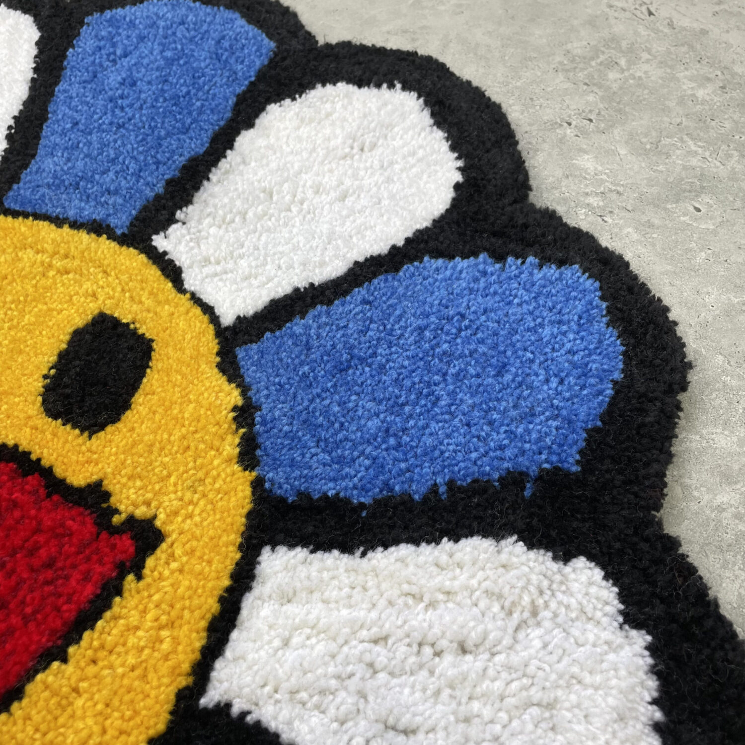 Ręcznie tworzony dywan – Takashi Murakami